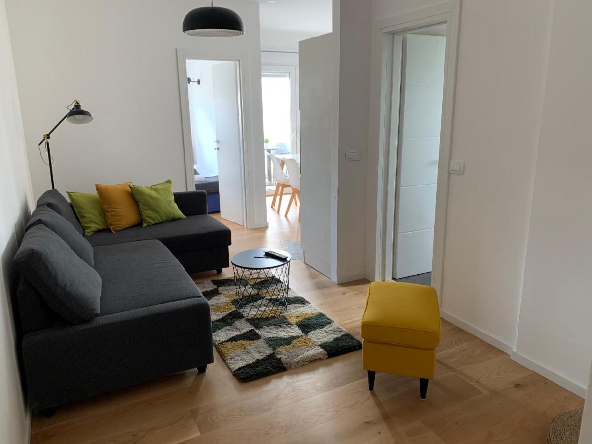 Apartments Luce トロギール エクステリア 写真