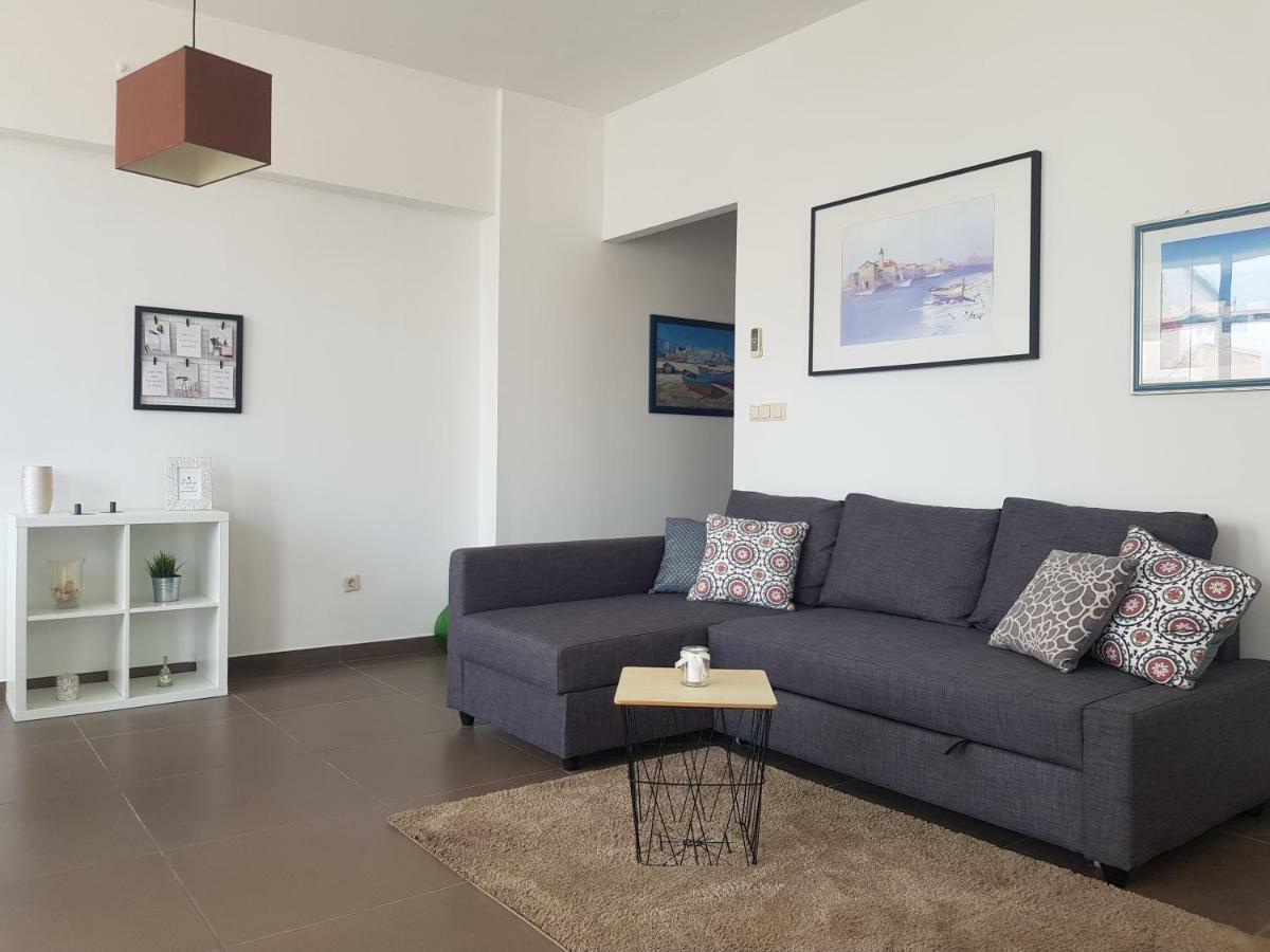 Apartments Luce トロギール エクステリア 写真